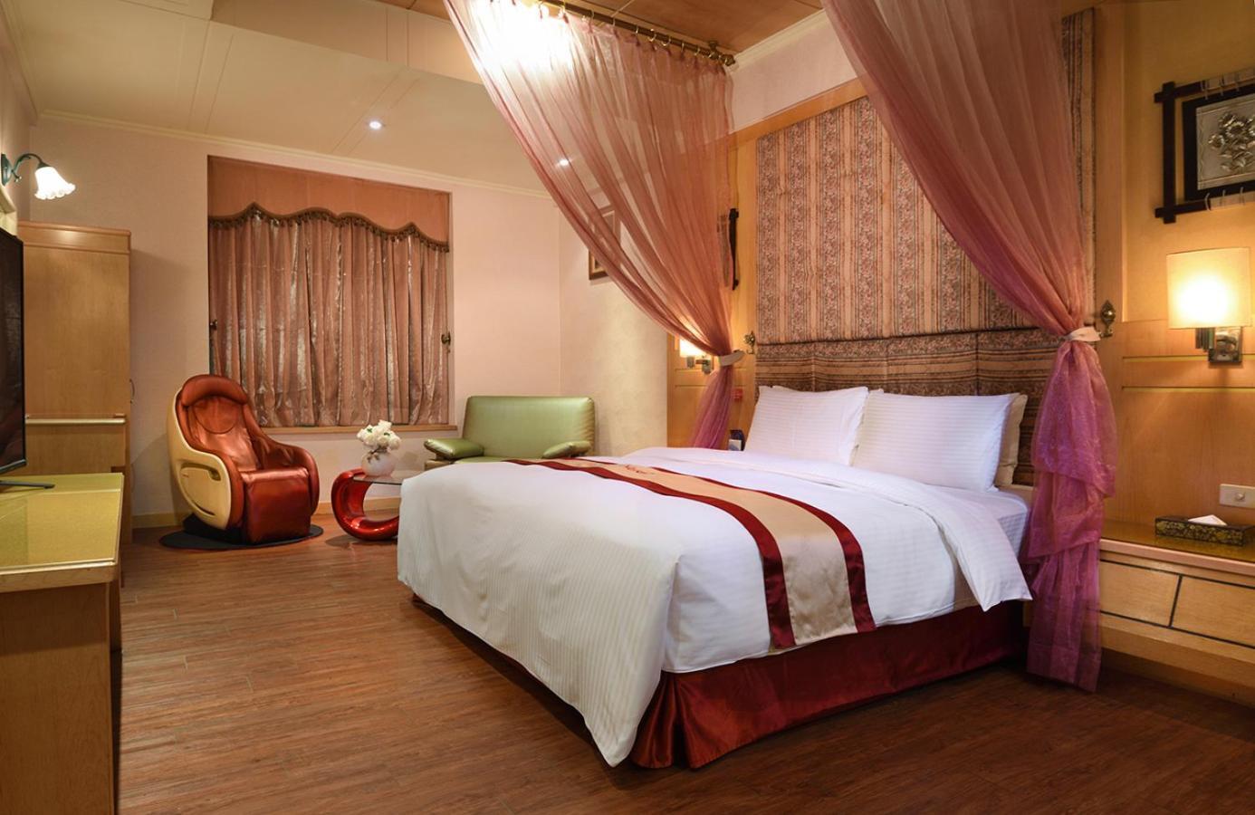 Natoli Motel Tainan Luaran gambar