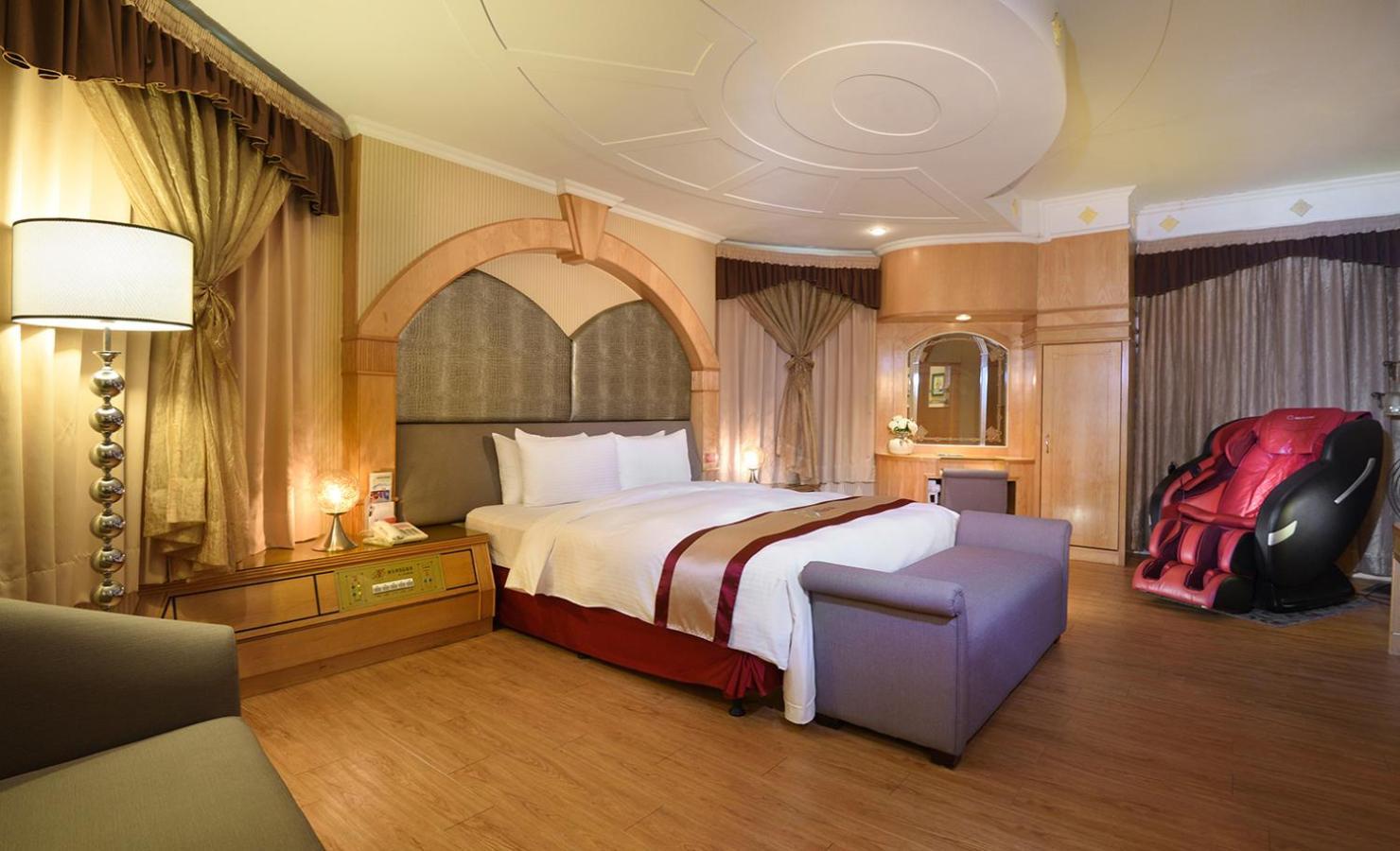 Natoli Motel Tainan Luaran gambar