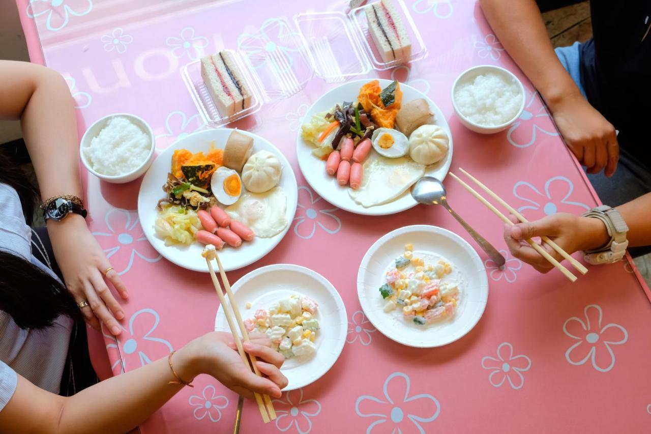 Natoli Motel Tainan Luaran gambar