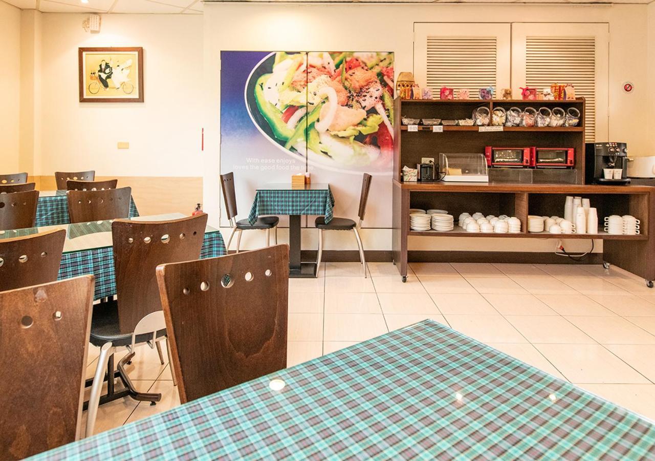 Natoli Motel Tainan Luaran gambar
